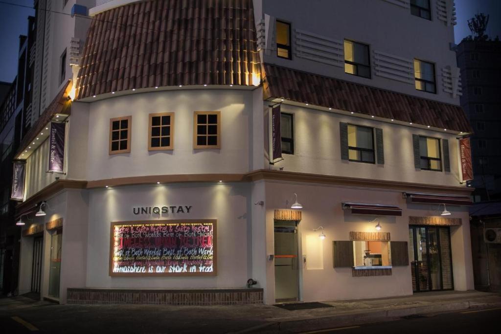 Uniqstay Hostel *