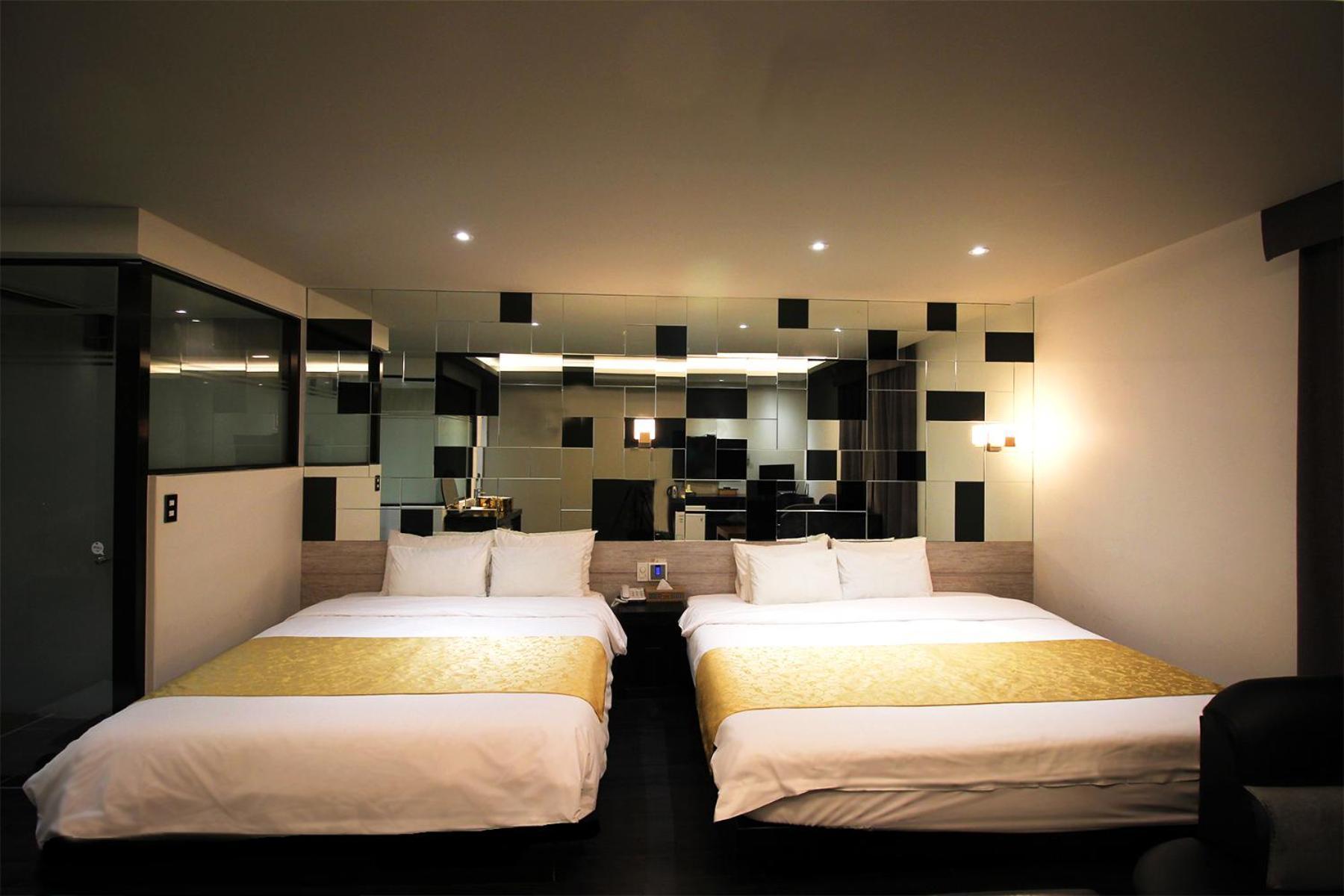 Seattle B Hotel 3*