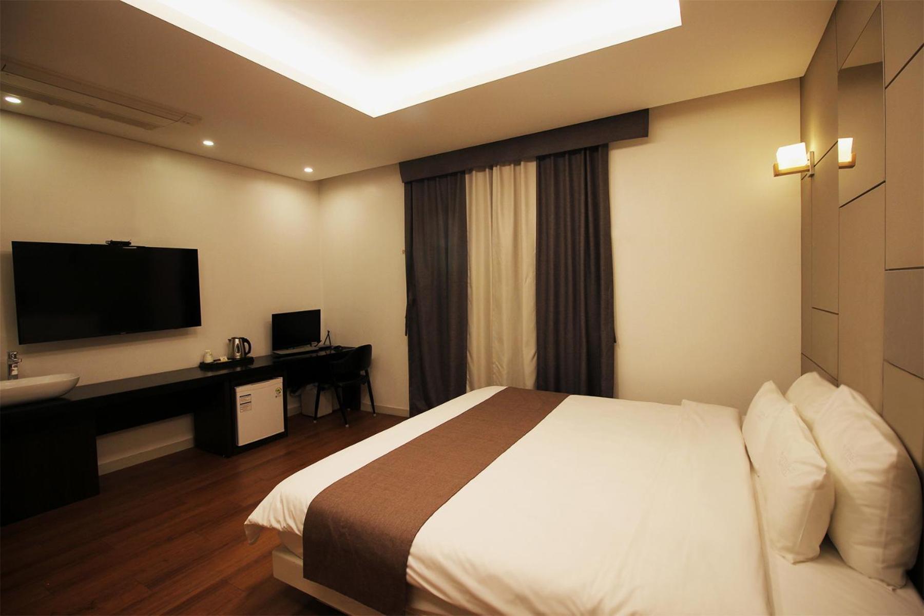 Seattle B 3* Busan