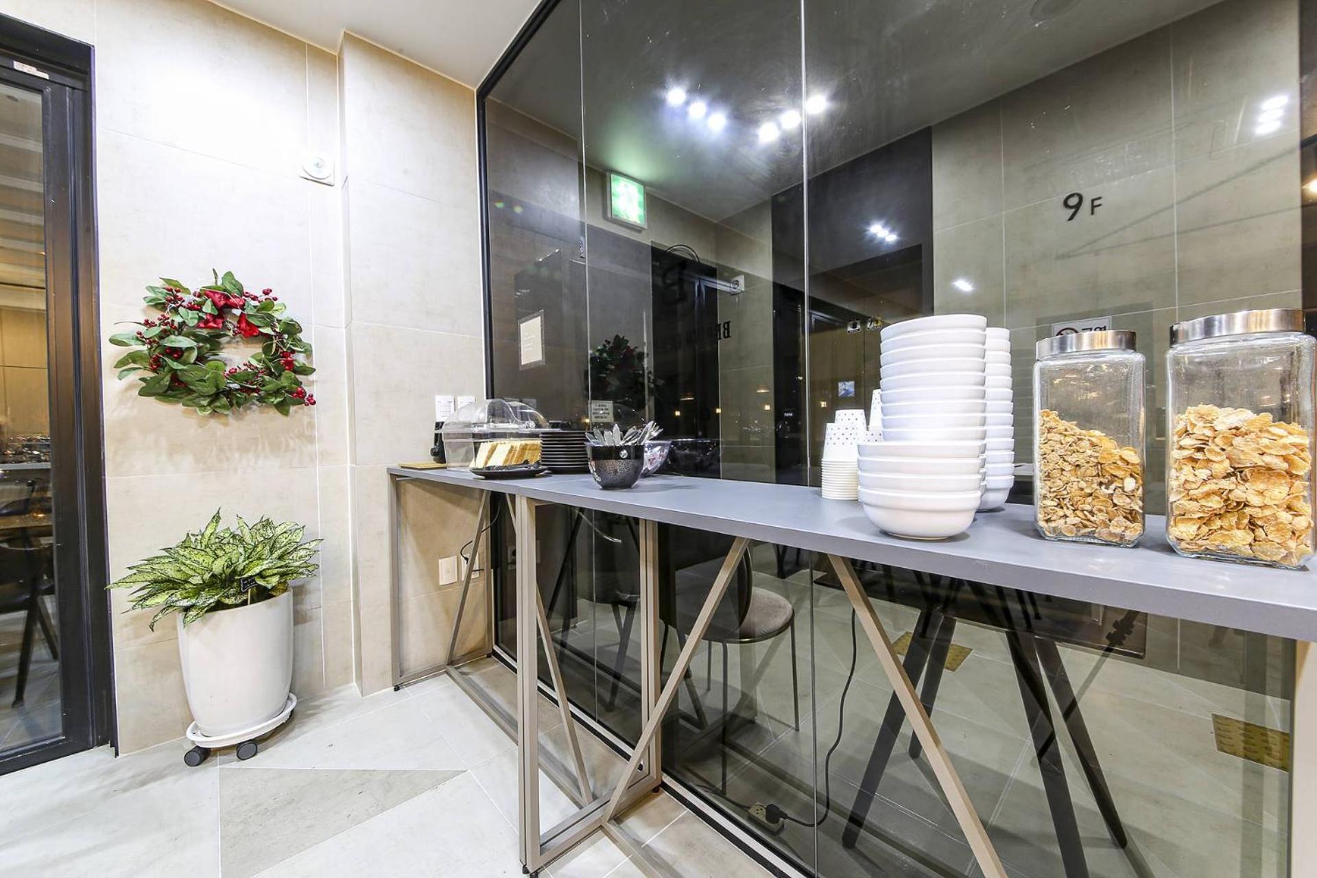 Hotel Brown Dot Station Busan