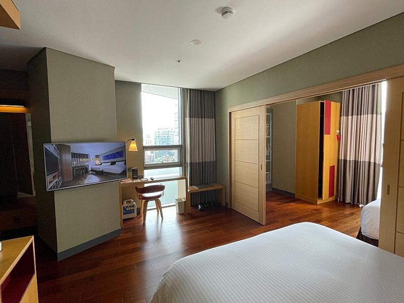 Hotel Ibis Ambassador Centre 3*