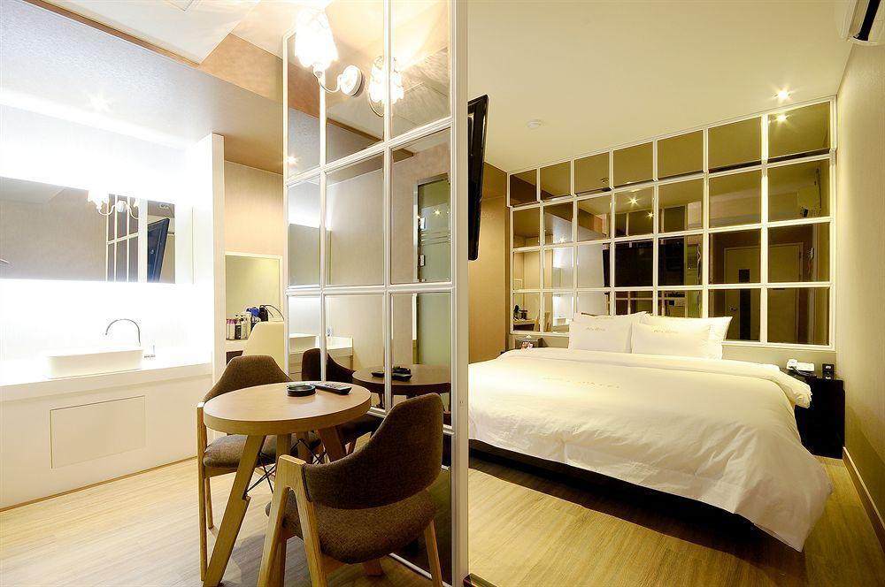 Boutique Aria Nampo