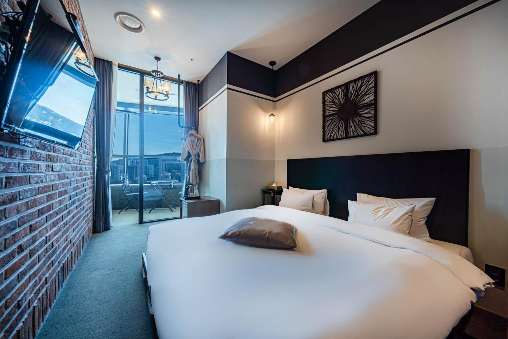 H Avenue Gwangalli Branch Busan