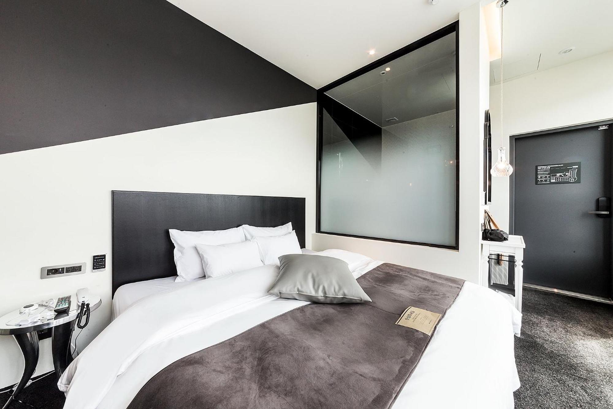 Hotel H Avenue Gwangalli Branch 2*