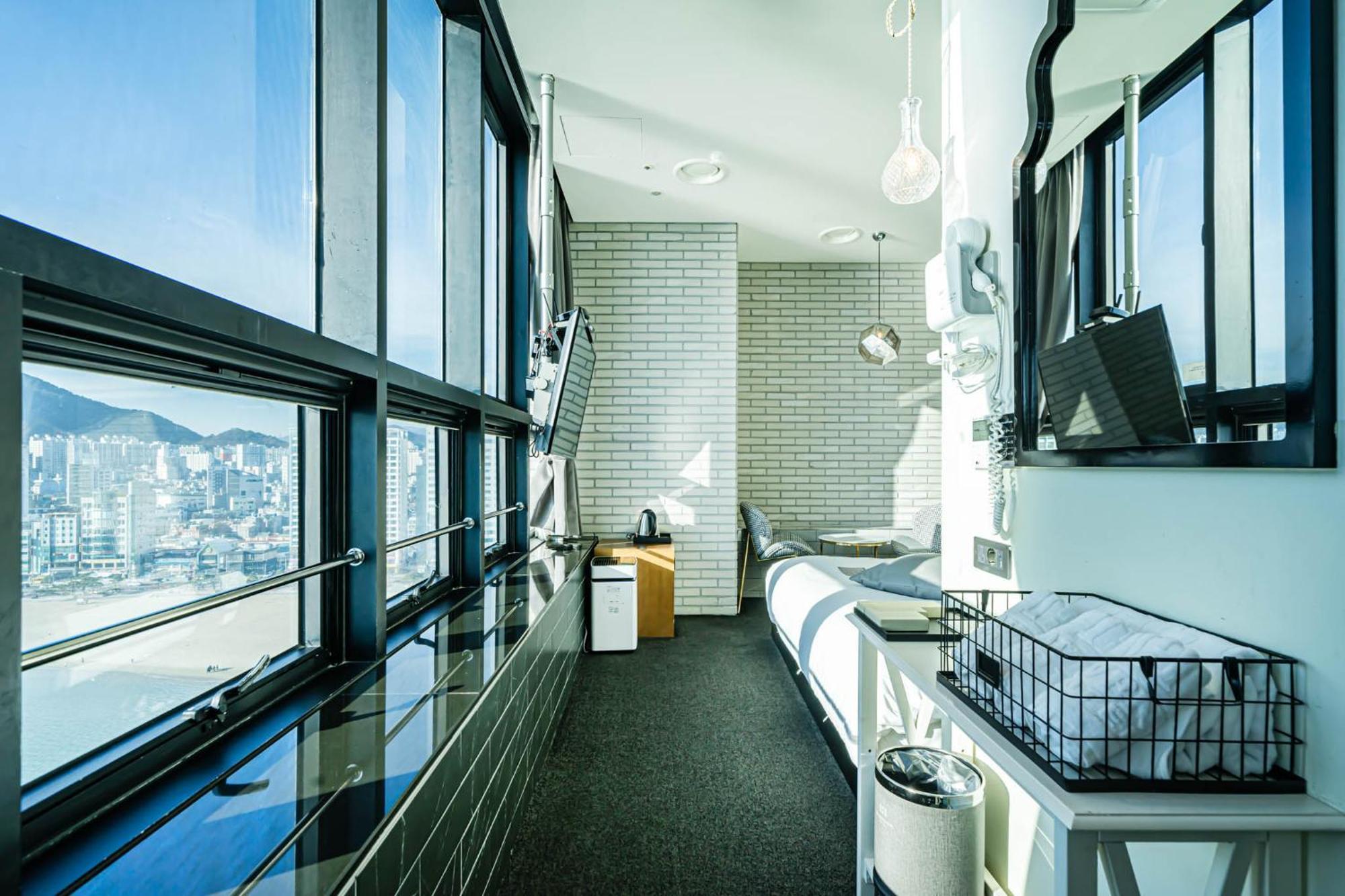 H Avenue Gwangalli Branch Busan