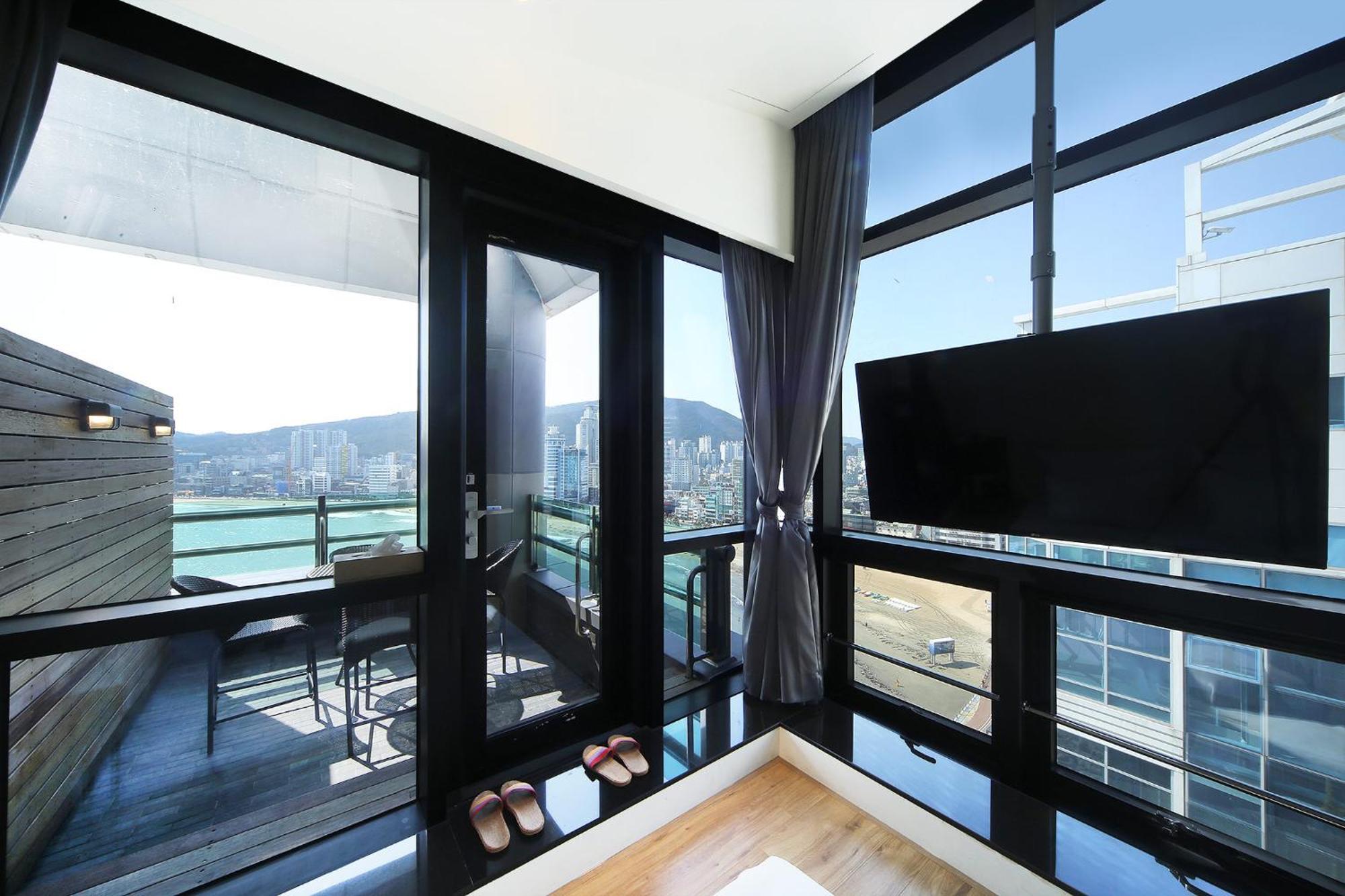 H Avenue Gwangalli Branch Busan