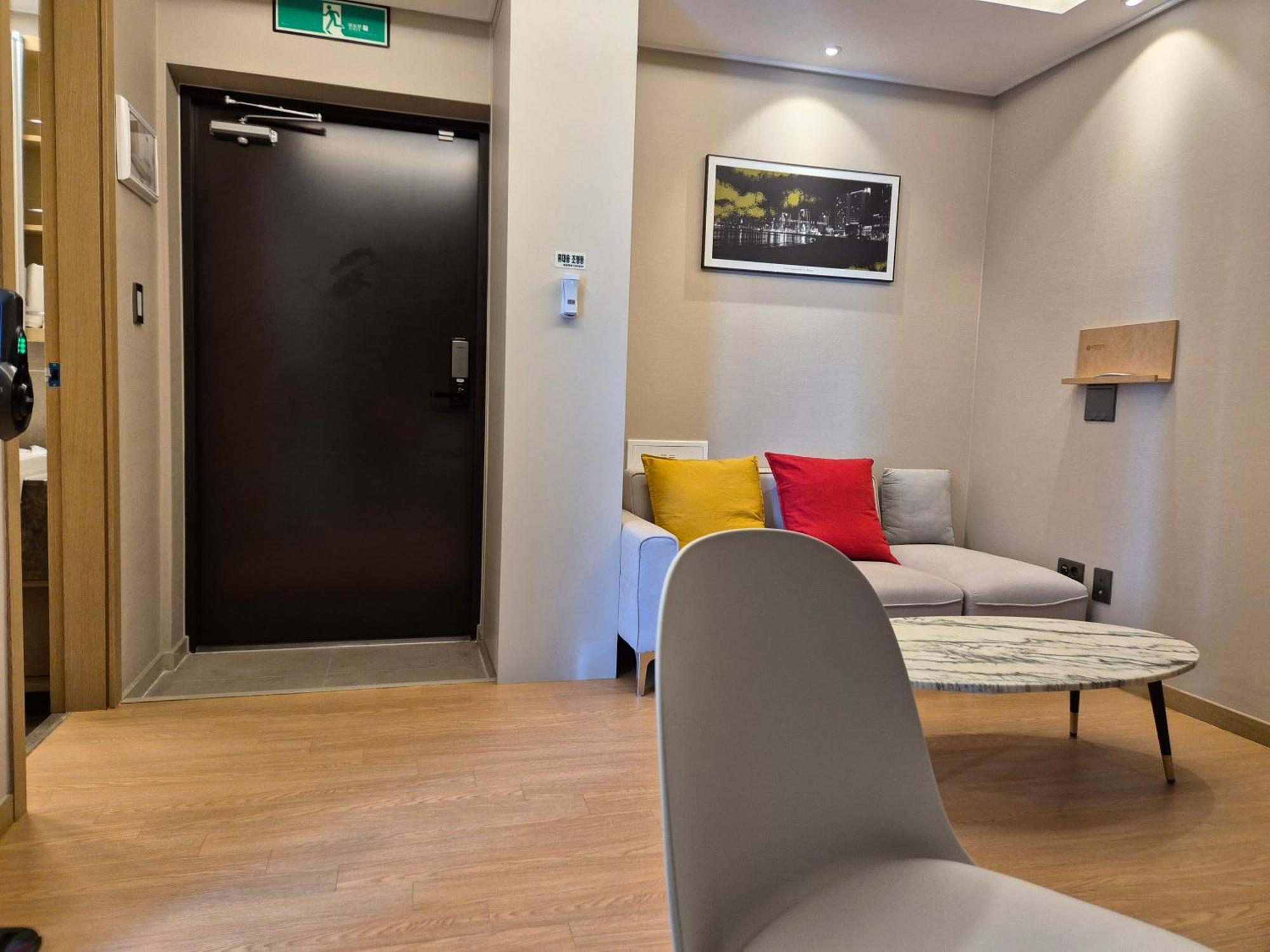 The Solid - Elbon The By Haeundae Busan