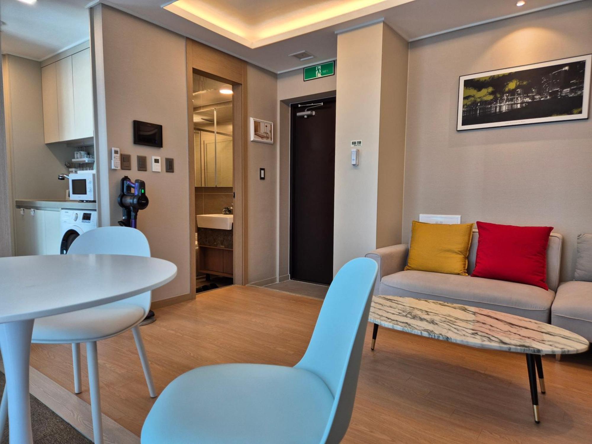 Aparthotel The Solid - Elbon The By Haeundae *