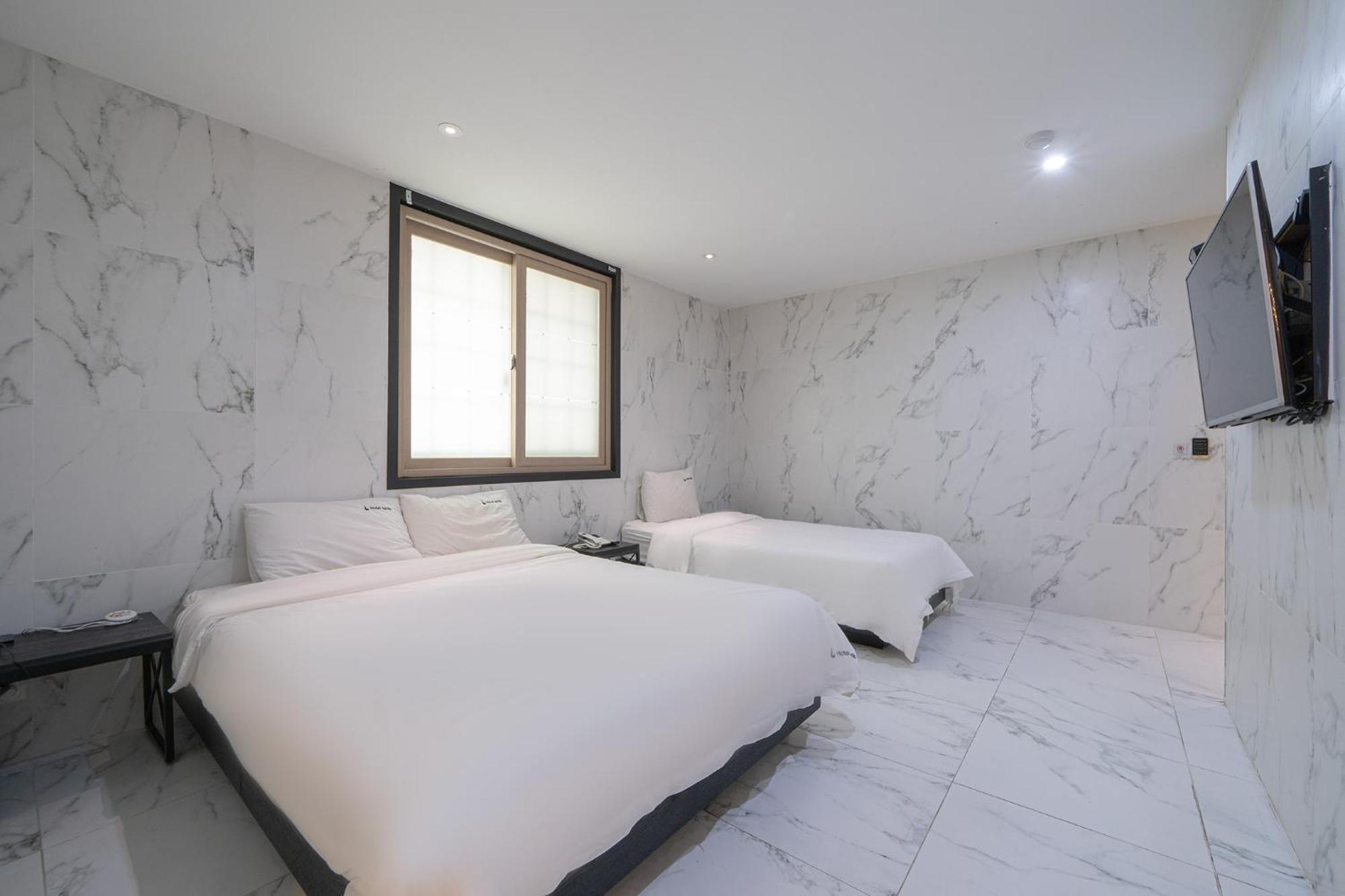 Ignis Hotel 2*