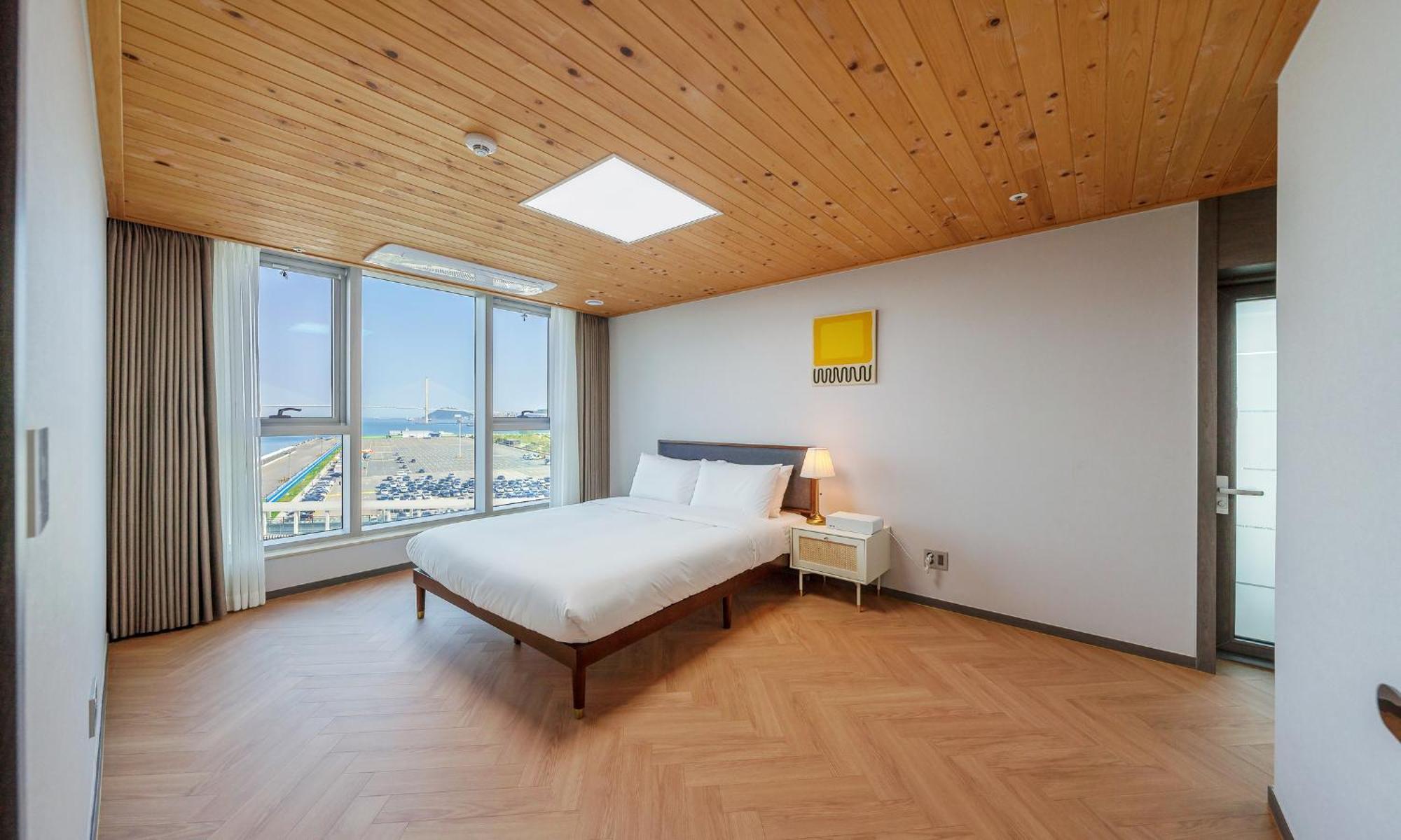 Station The Bay Aparthotel Busan