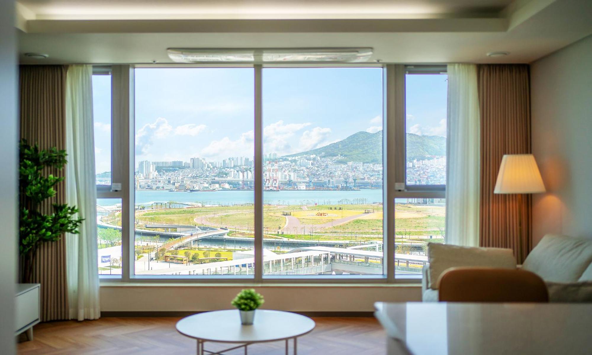 Station The Bay Aparthotel Busan
