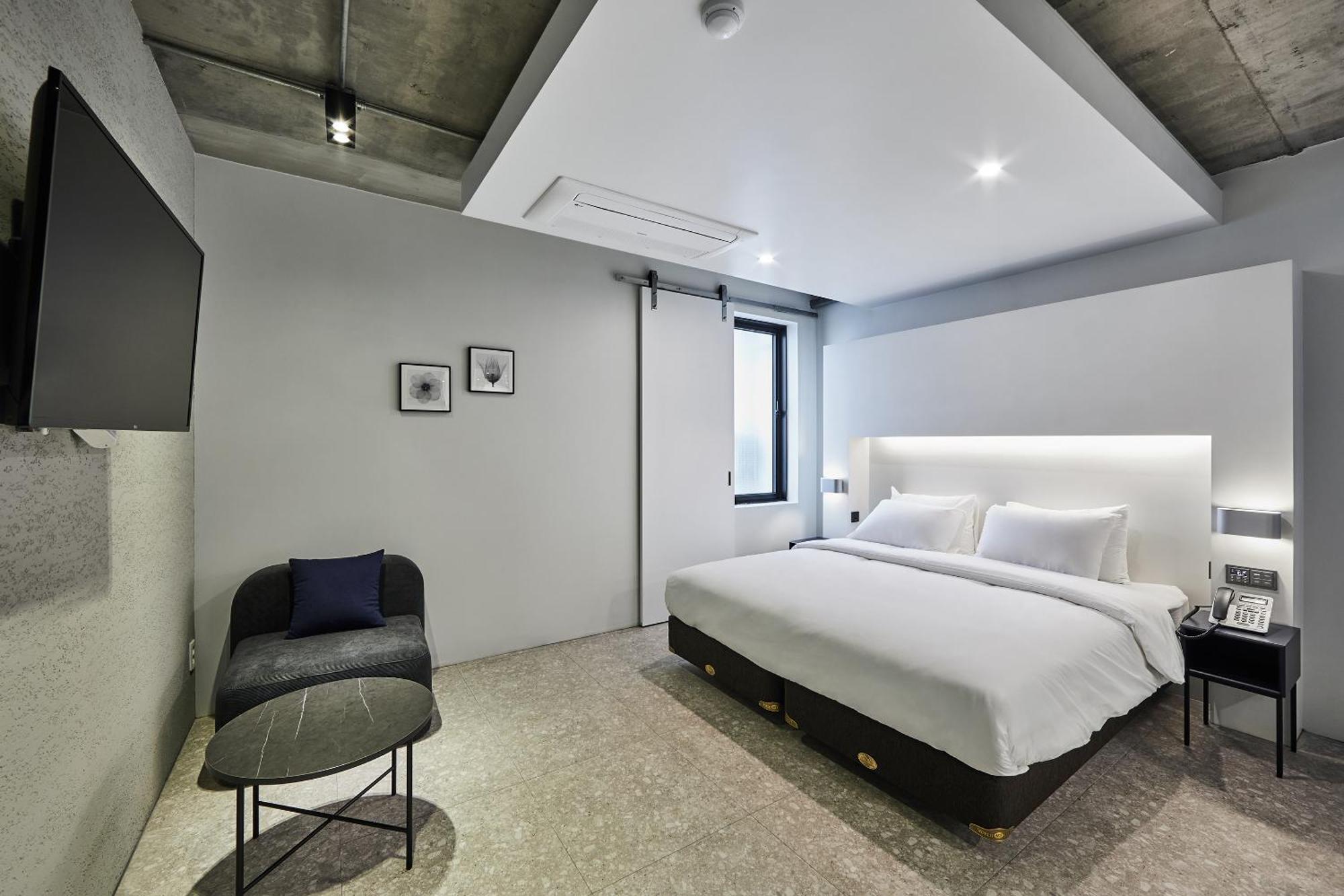 Intro Hotel Busan