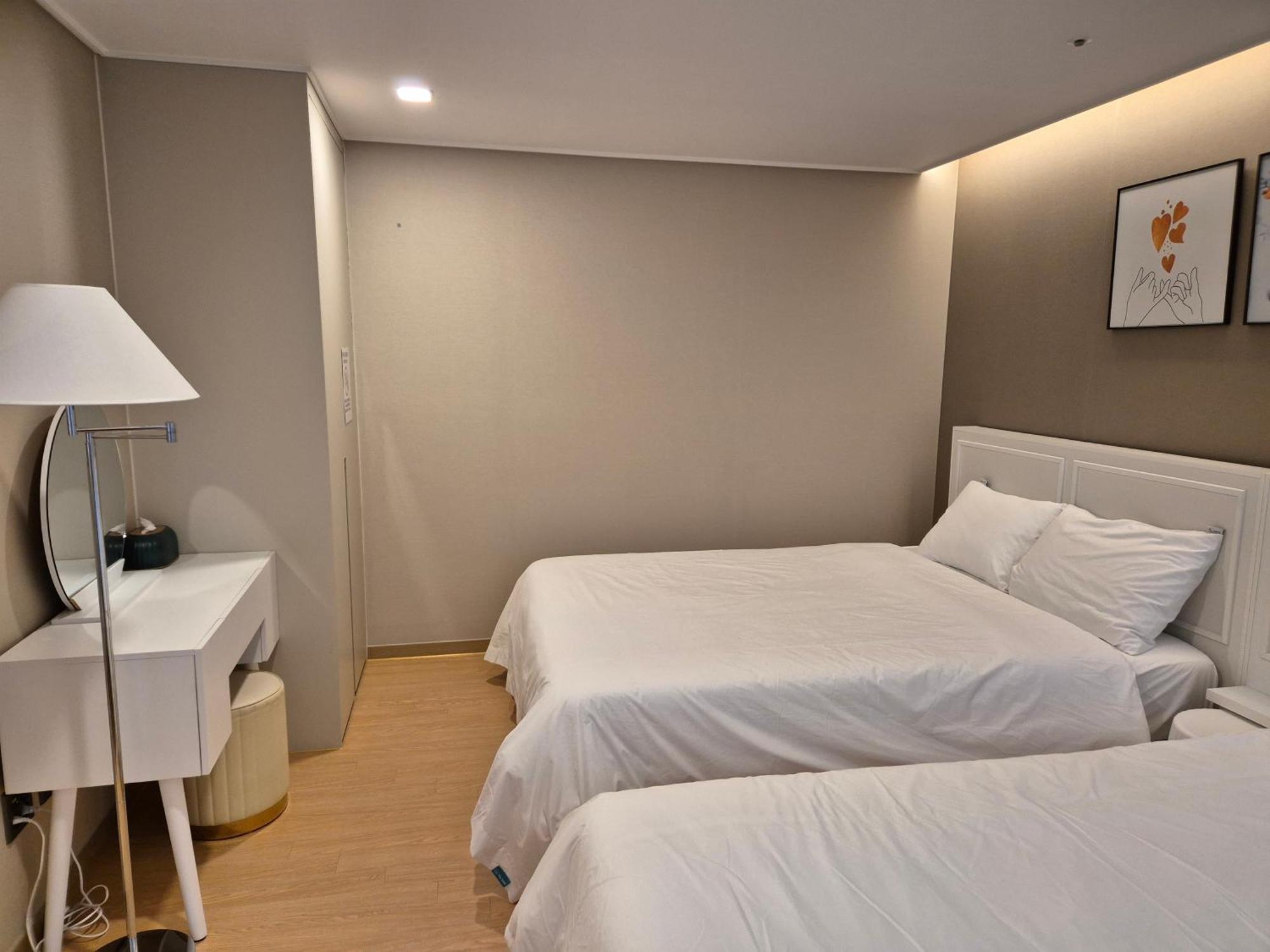 The Solid - Elbon The By Haeundae