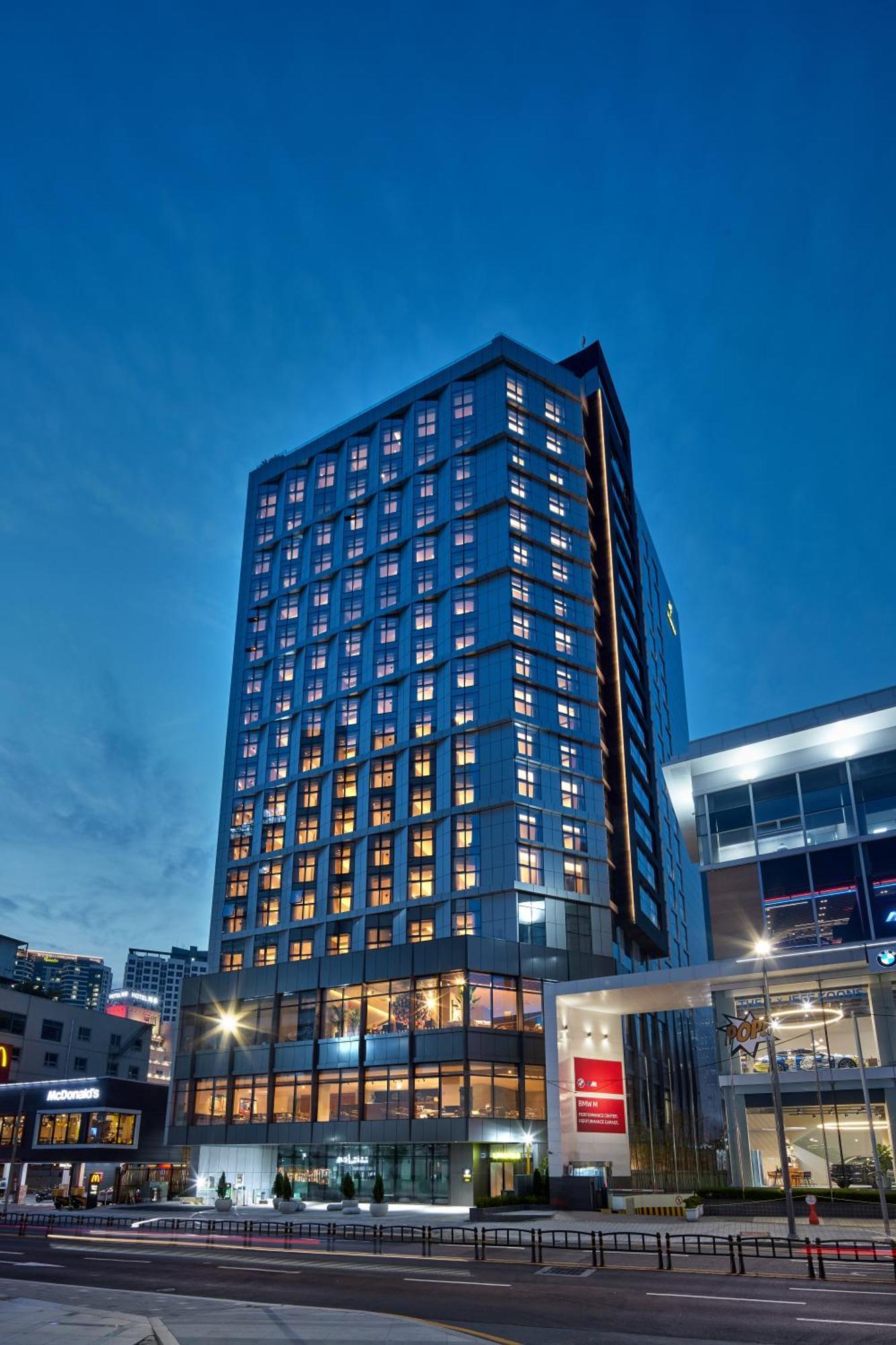 Hotel L7 Haeundae By Lotte