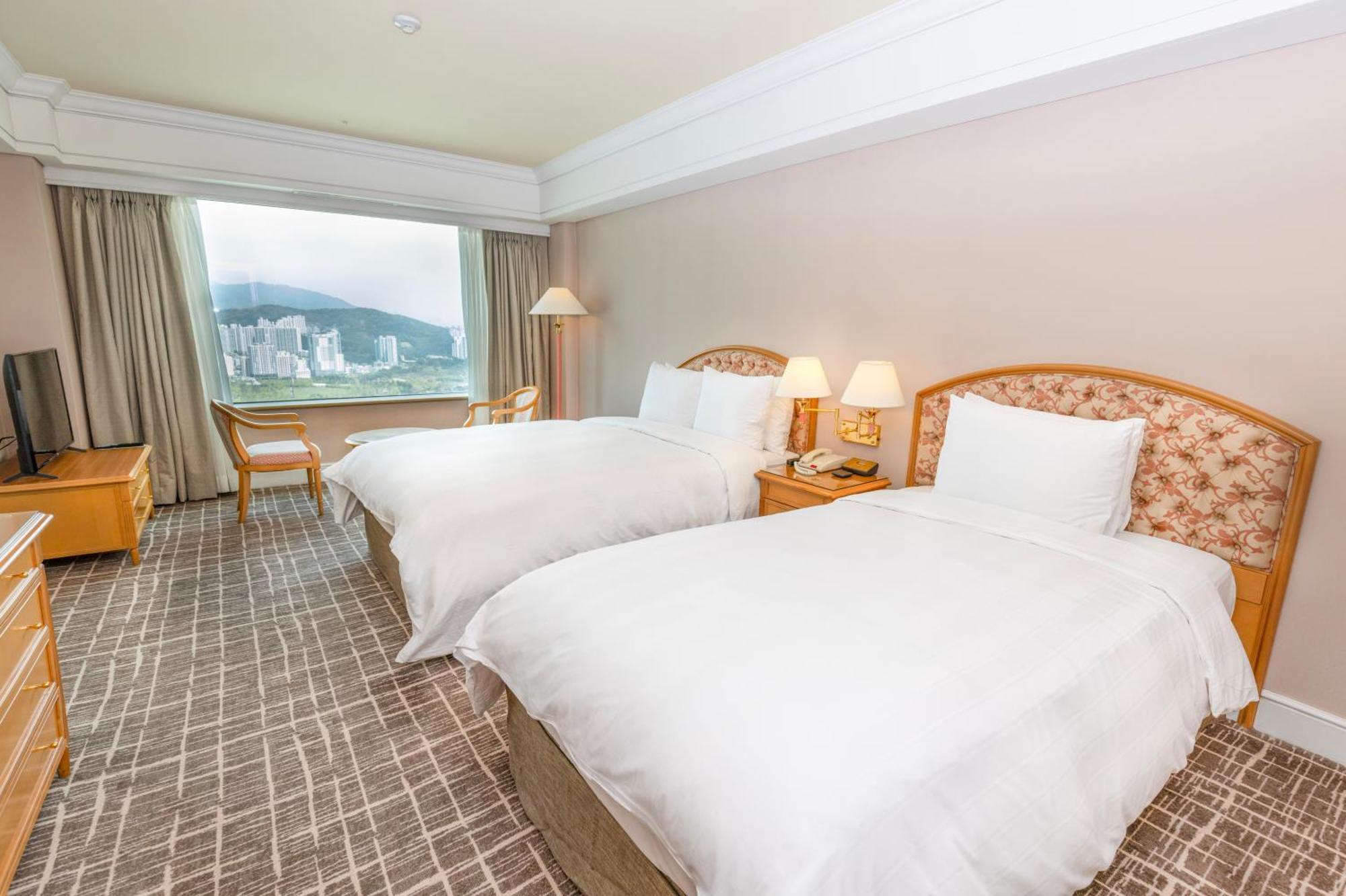 Lotte 5* Busan