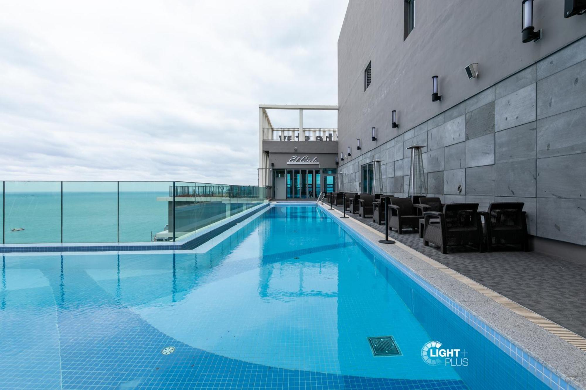 High Floor View Apartment Busan