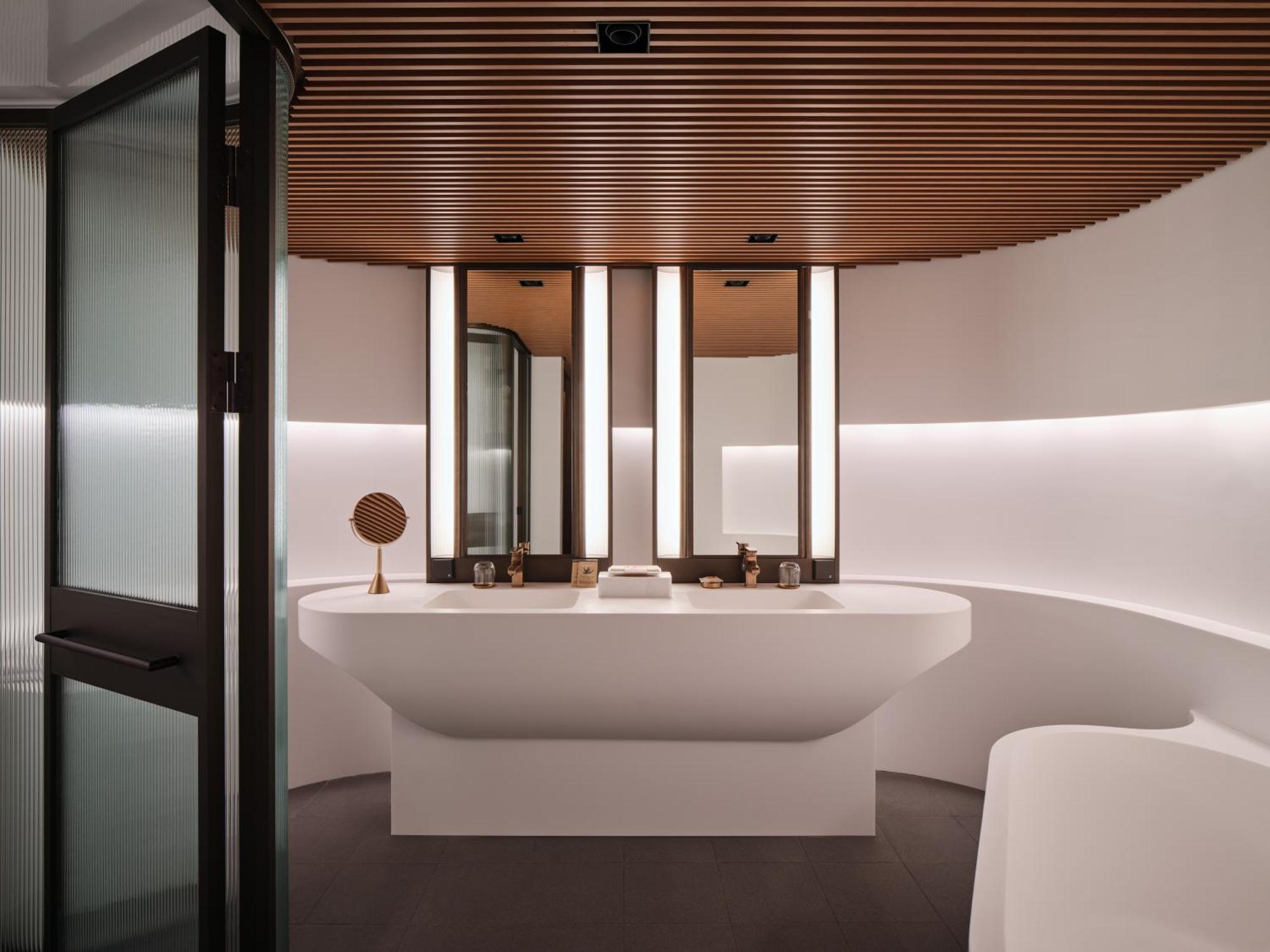 Hotel Ananti At Village Busan