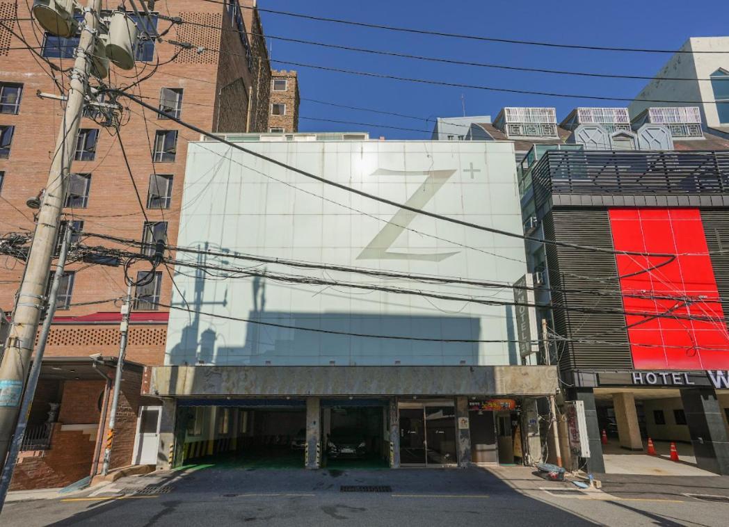 Motel Z Daeyeon *