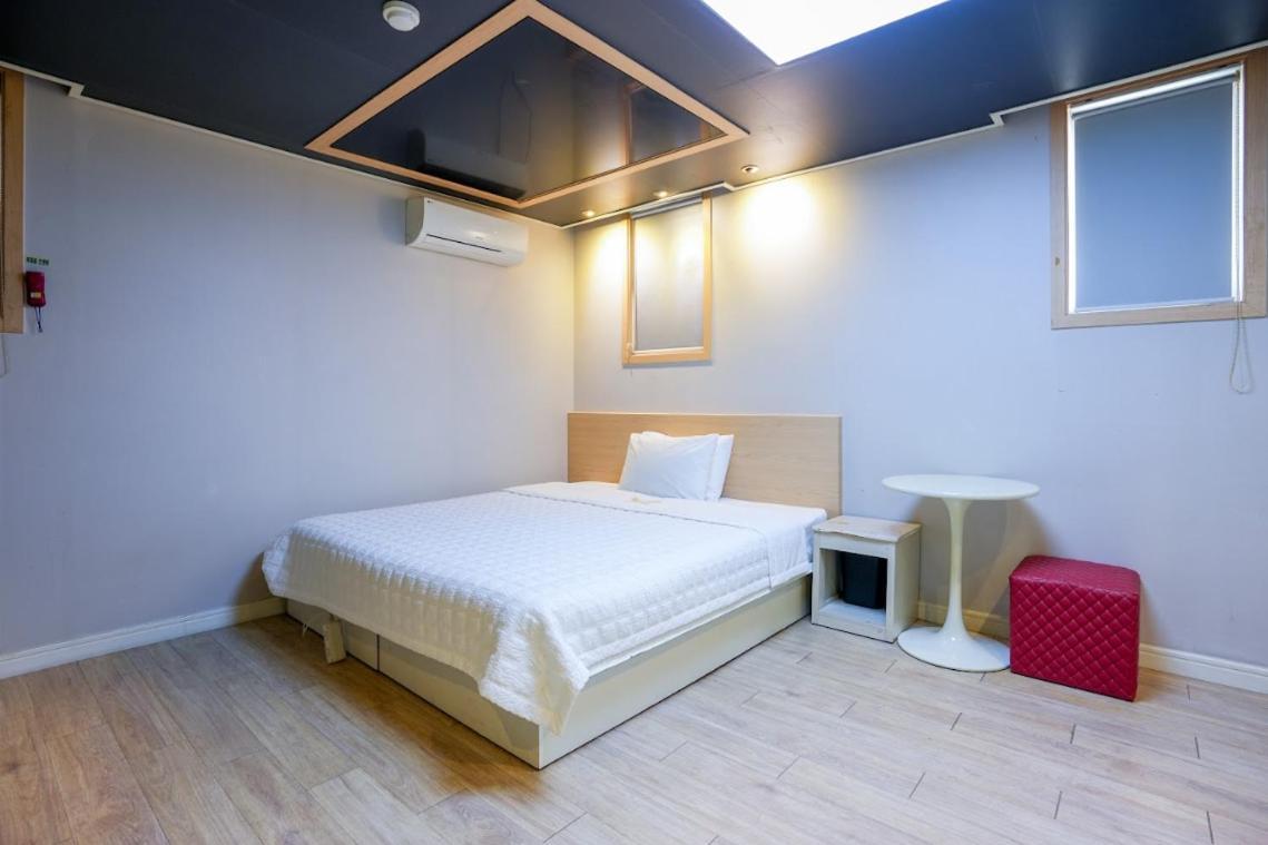 Z Daeyeon Motel *