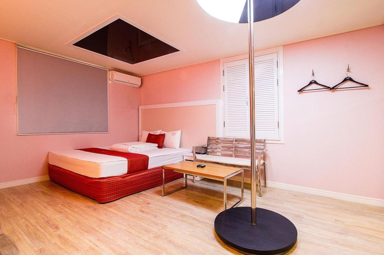 Motel Z Daeyeon Busan