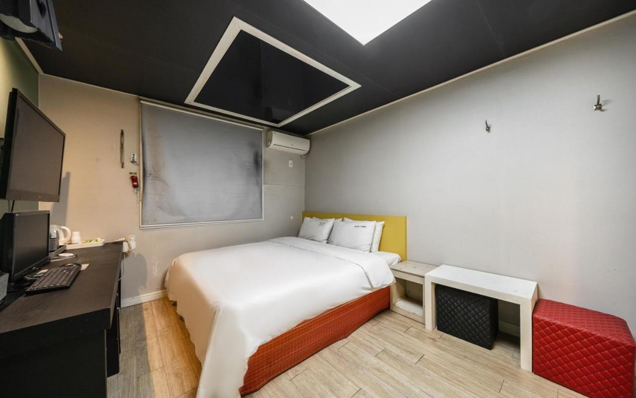 Motel Z Daeyeon Busan