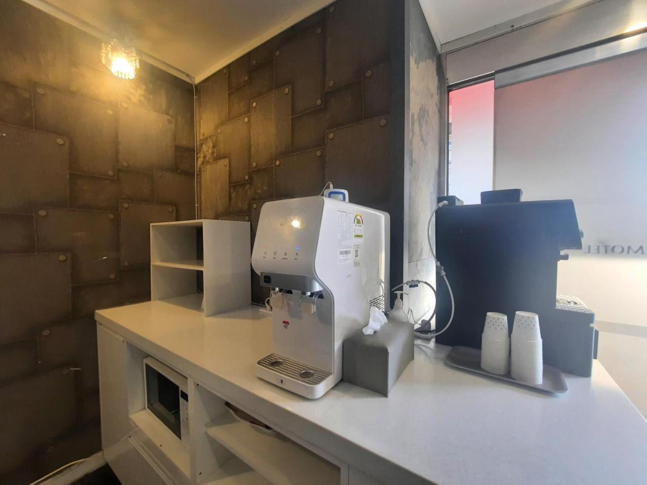 Z Daeyeon Motel