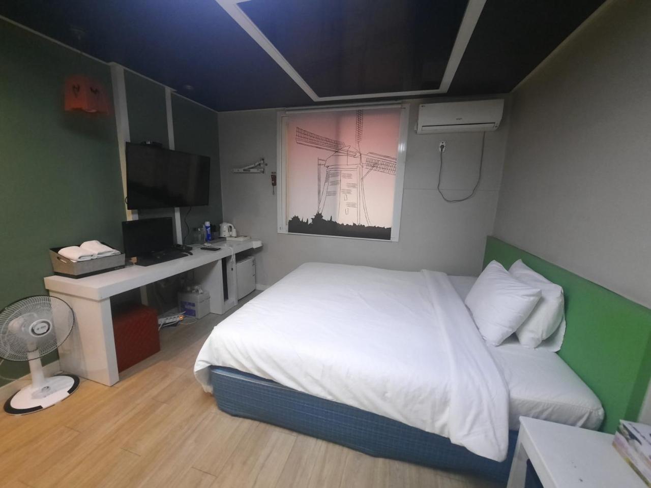 Z Daeyeon Busan