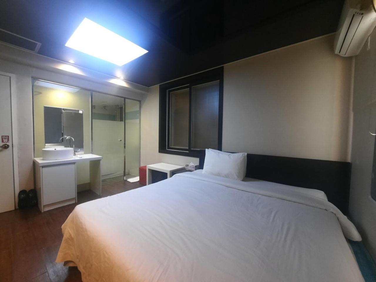 Motel Z Daeyeon