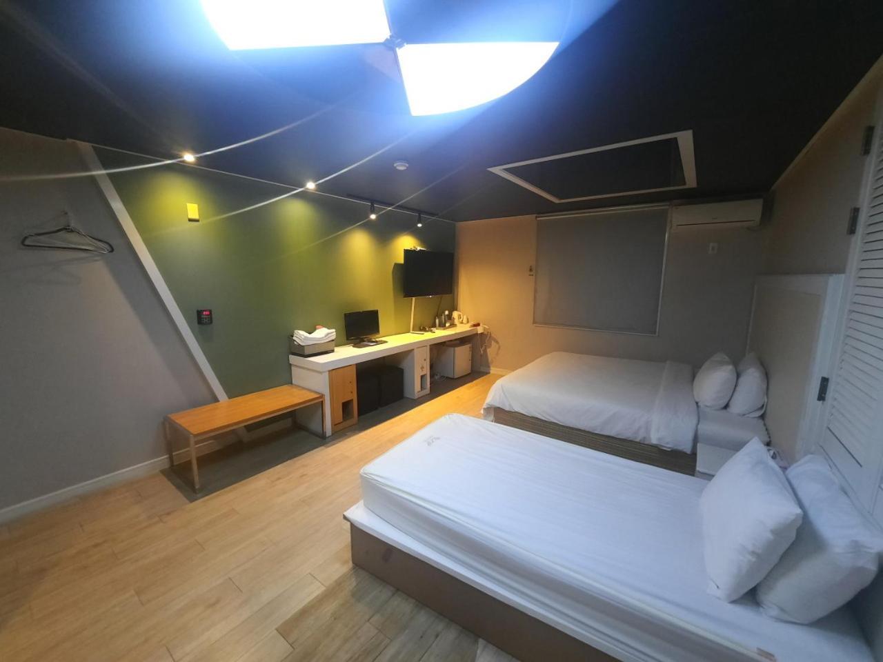 Motel Z Daeyeon