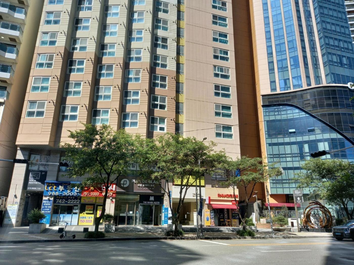 Căn hộ 40 Queen, 2 Minutes Run To The Beach, Close To The Sea, 5 Minutes To Club D Oasis Swimming Pool, And Long Walk Along The *