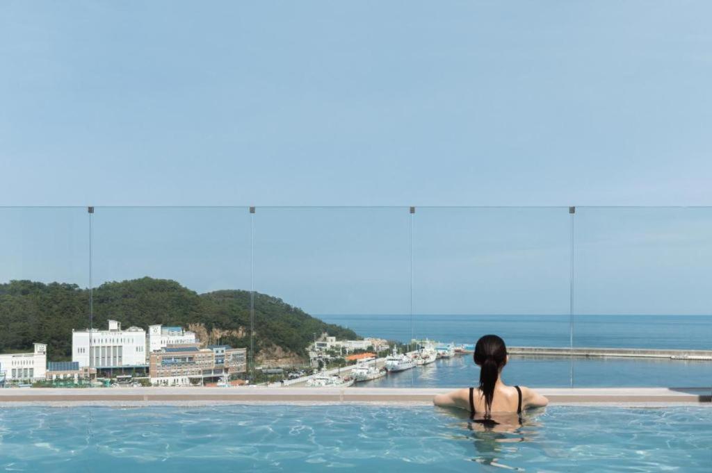 Ije Hotel 4*