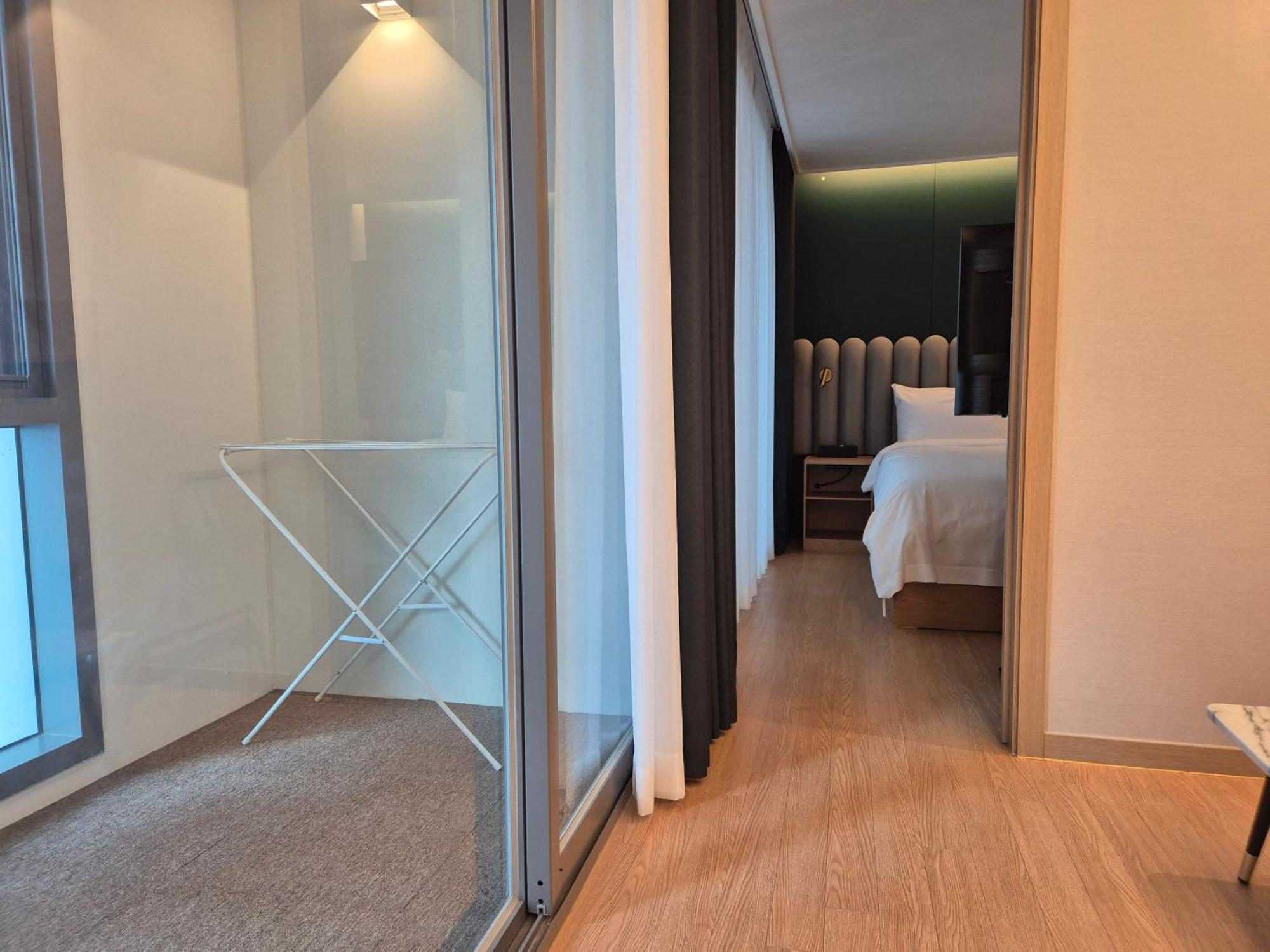 The Solid - Elbon The By Haeundae Aparthotel *