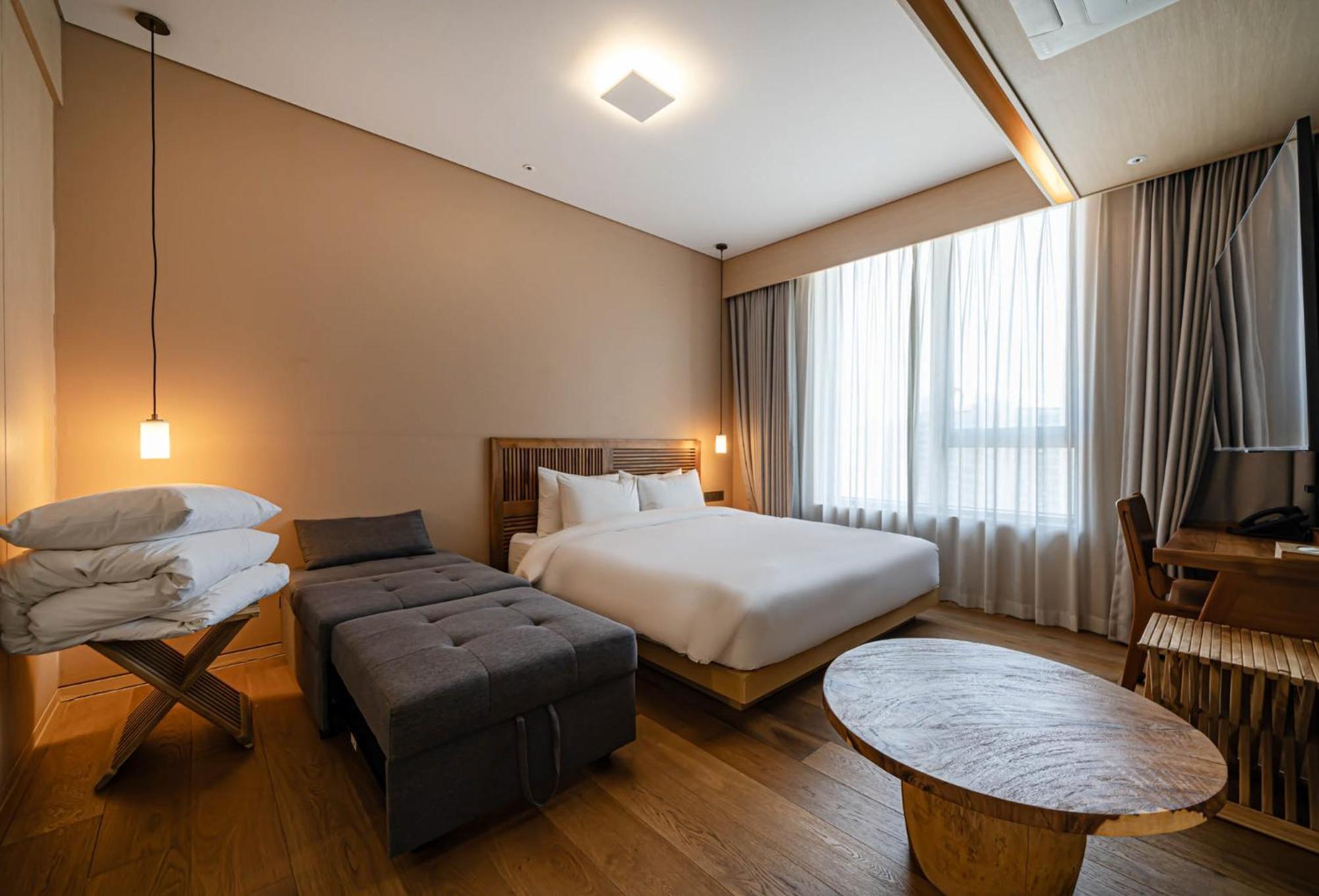 Hound Haeundae Signature Hotel