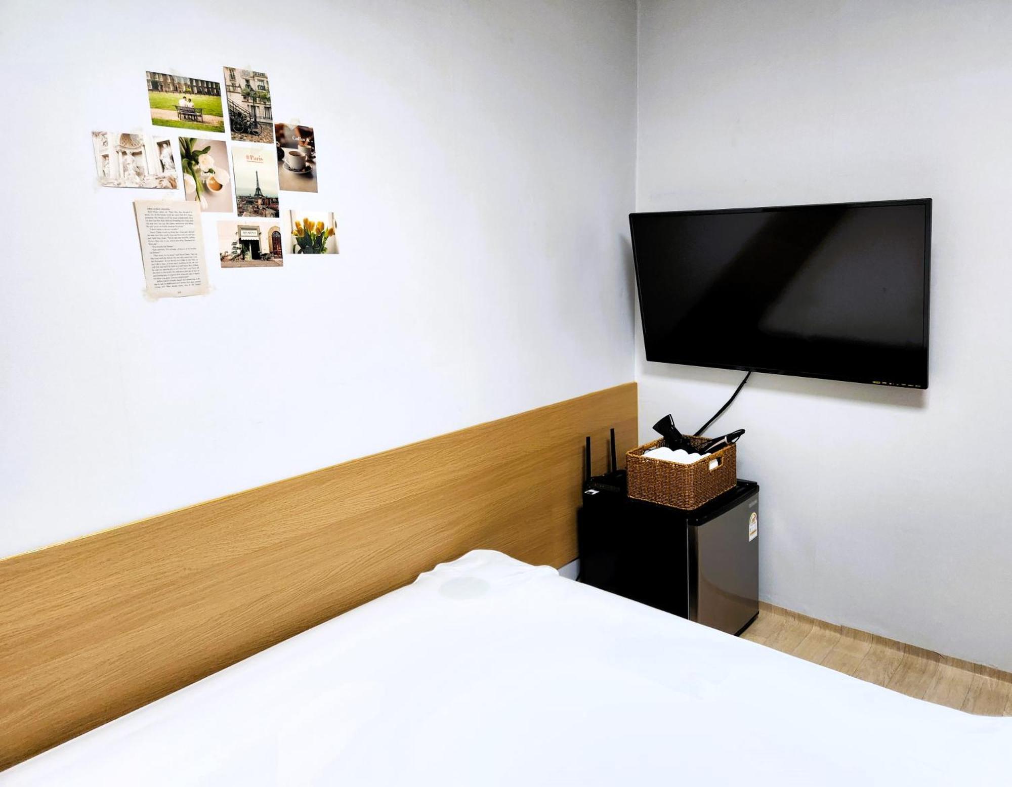 The Nampo Hotel *