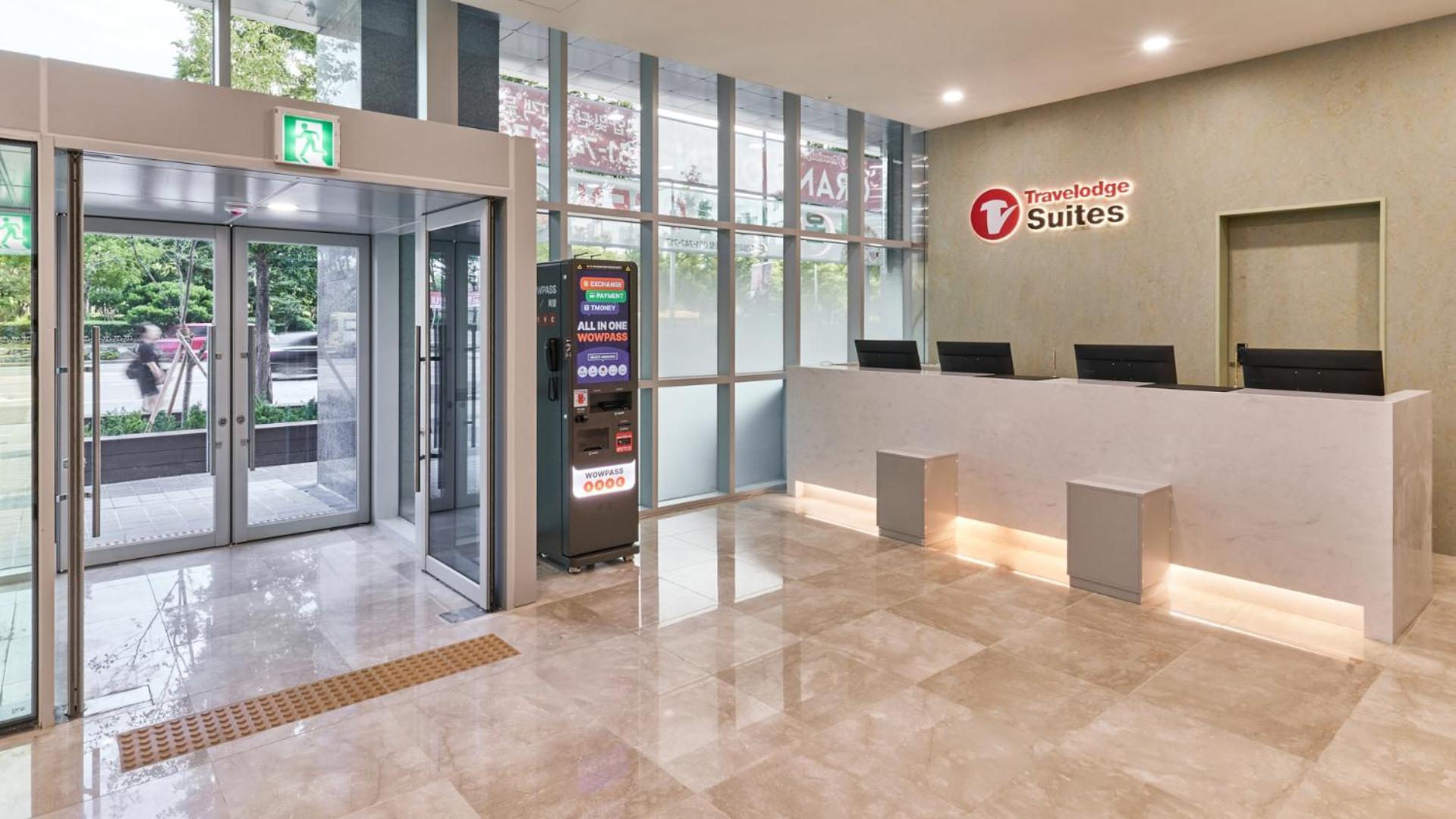 Hotel Travelodge Centum 4*