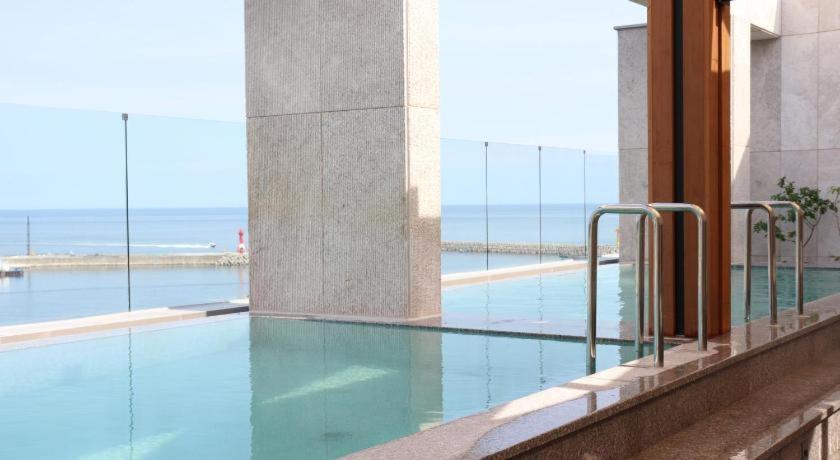 Ije Hotel