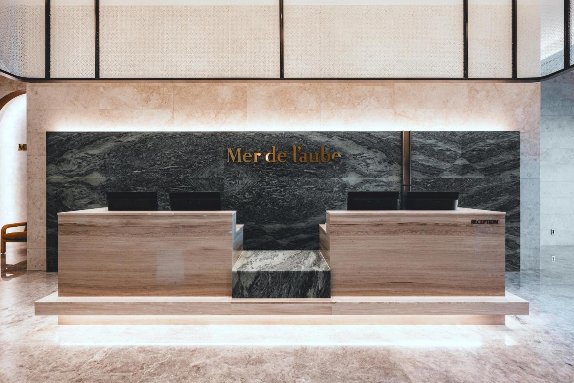 Mer De Laube Khách sạn 4*