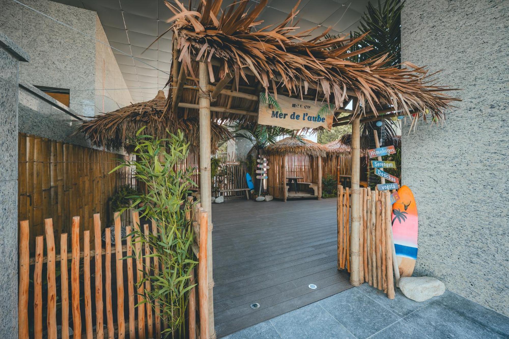 Mer De Laube Khách sạn