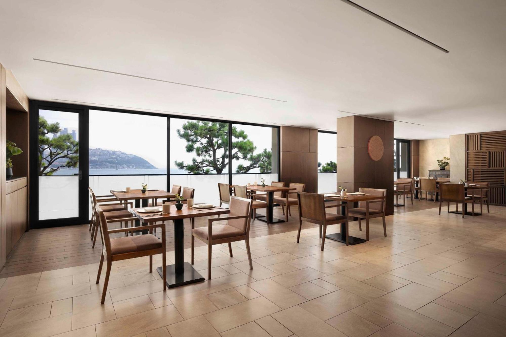Hotel The Westin Josun Busan
