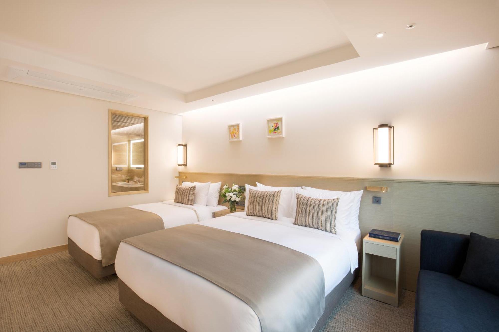 Bay Hotel 3*