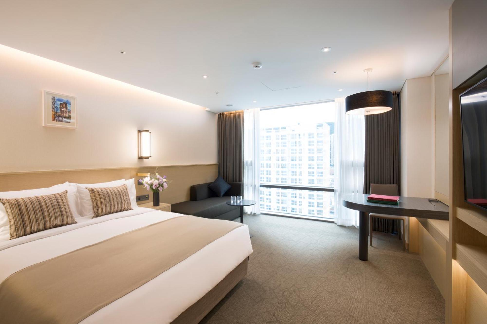 Bay 3* Busan