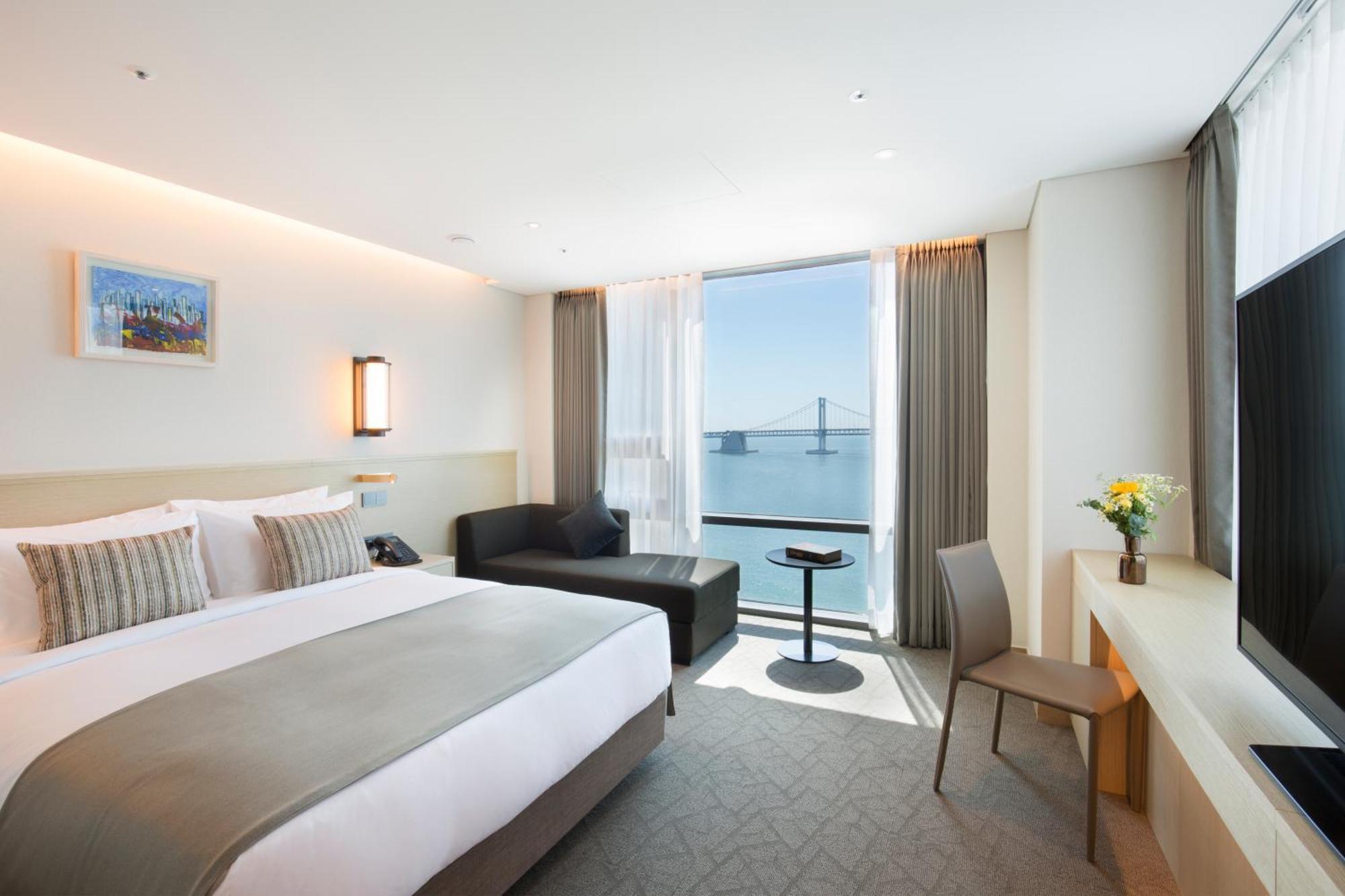 Bay Hotel Busan