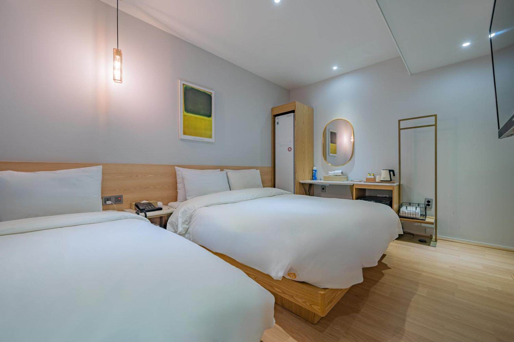 Gijangyeonhwari No,25 Hotel Busan