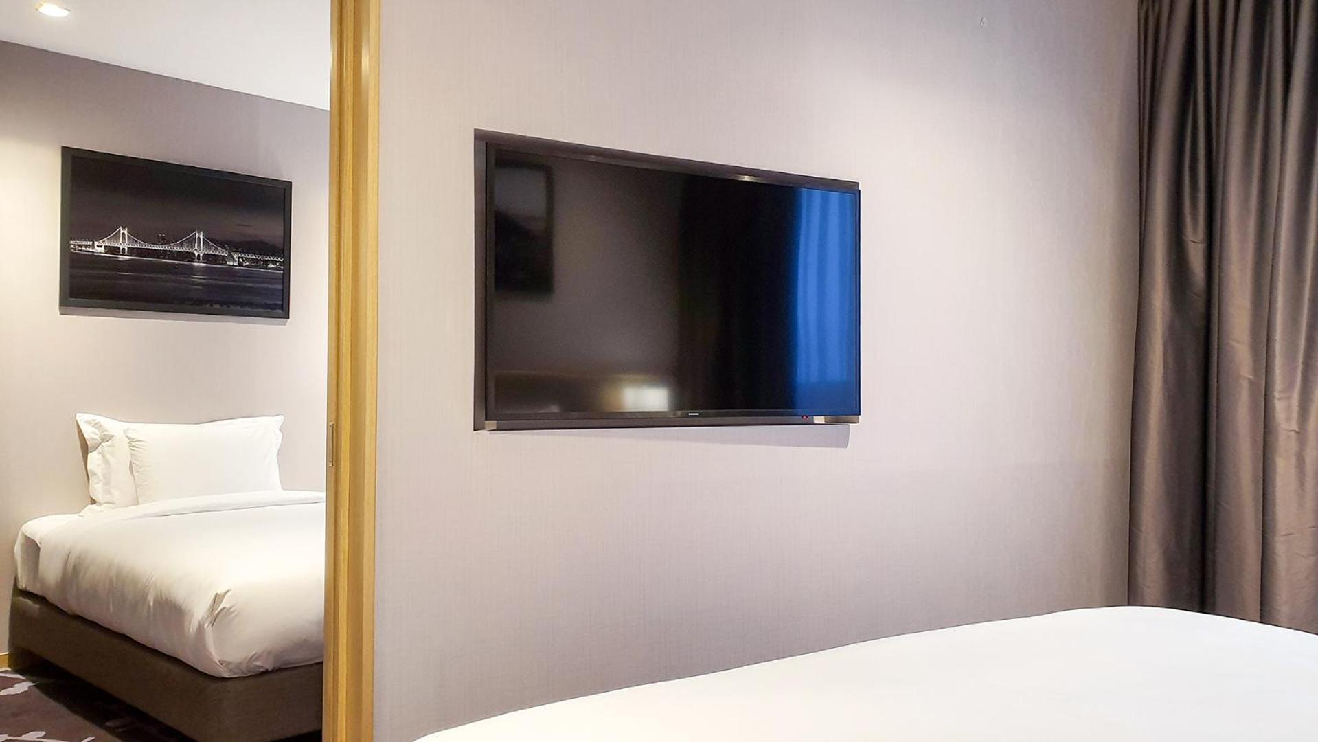 Hotel Avani