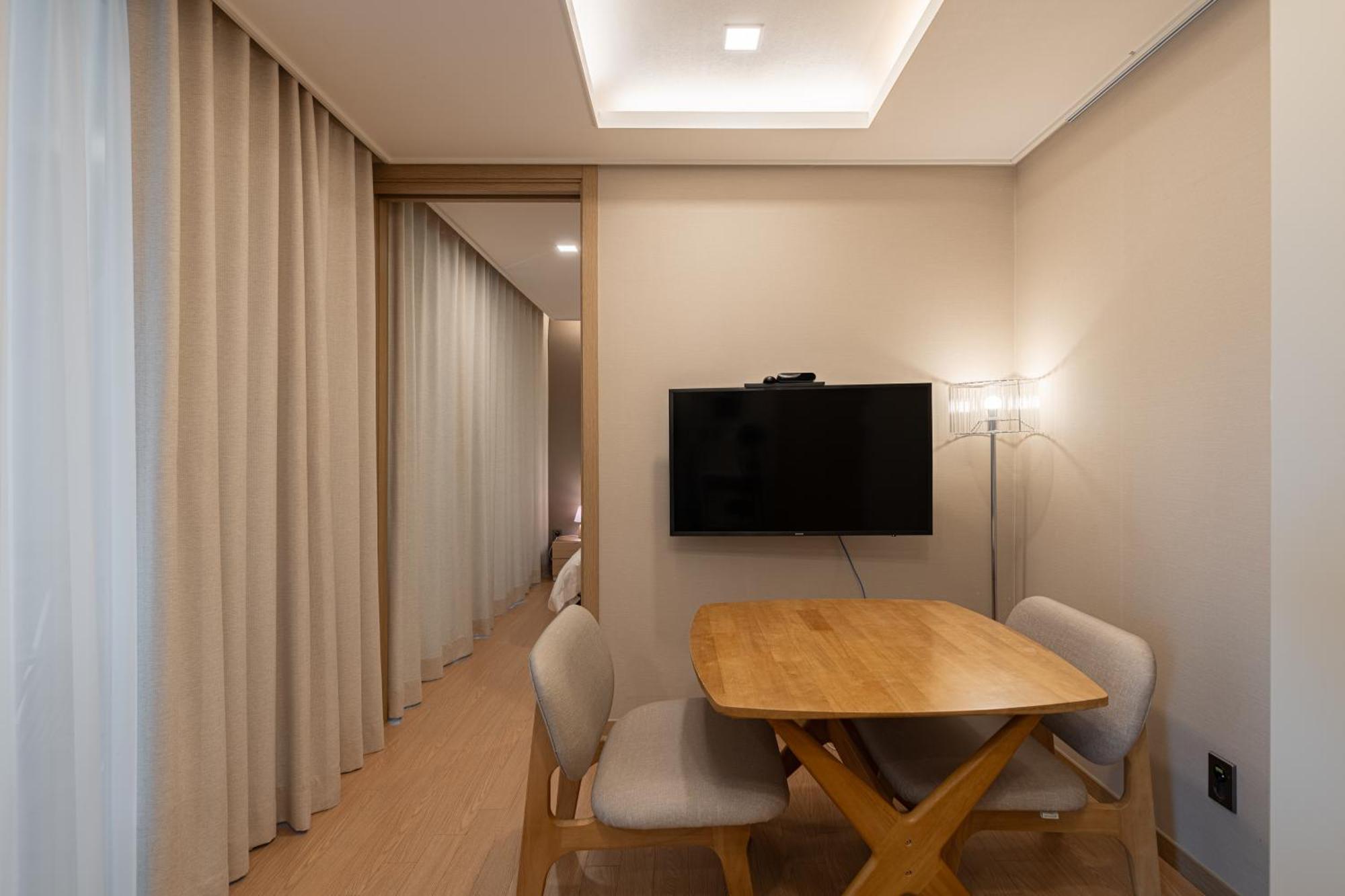 The Solid - Elbon The By Haeundae * Busan