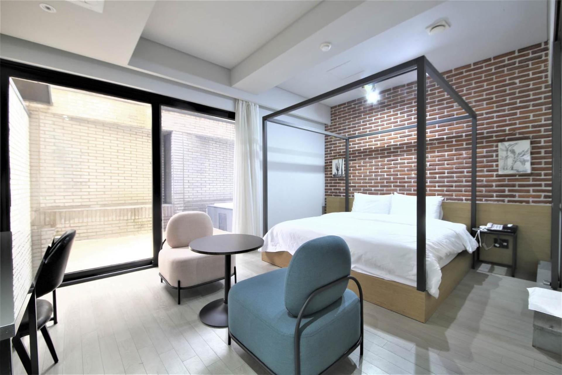 Seomyeon Hound 1st Street Hotel Busan