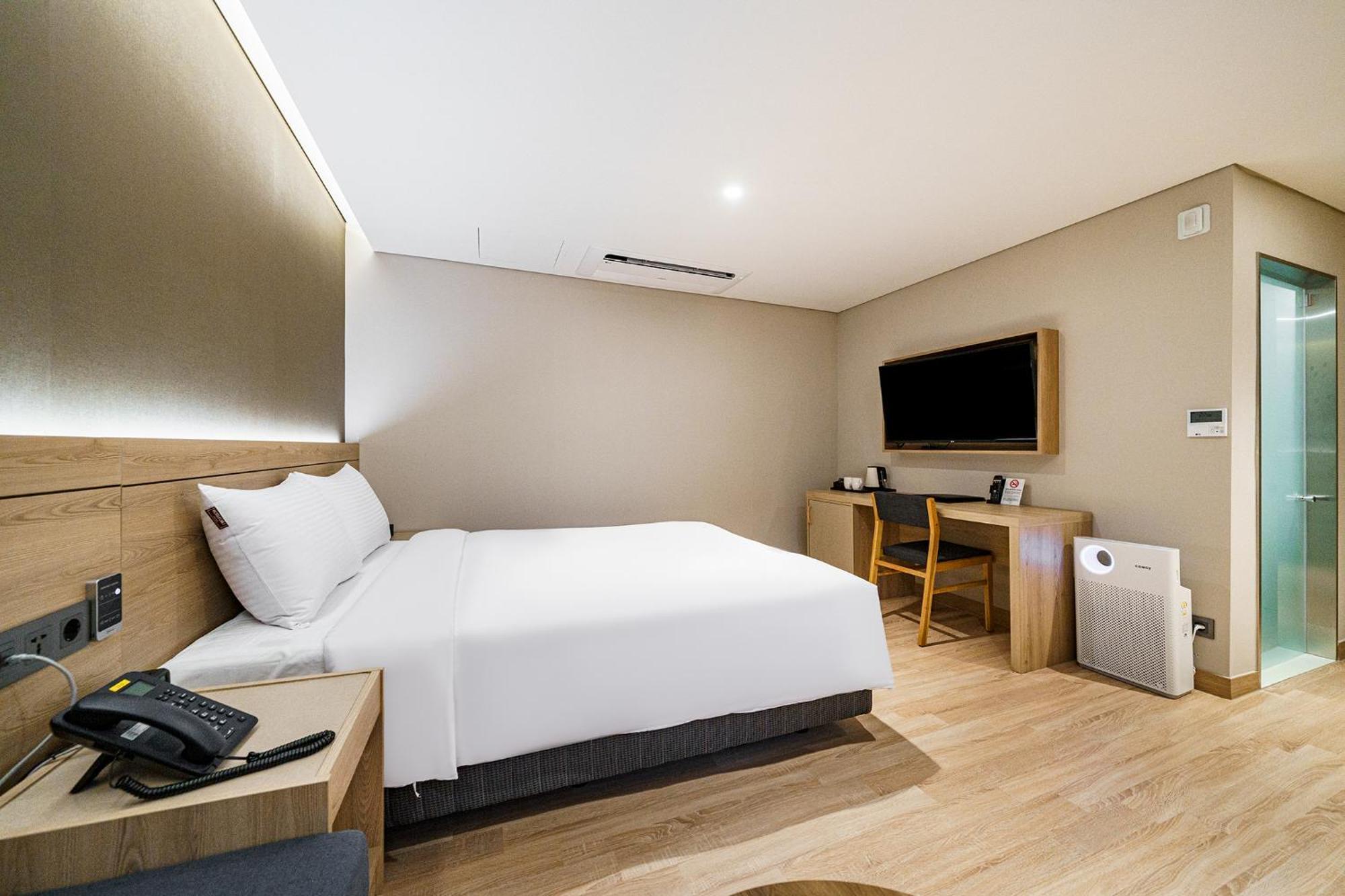Hotel Foret The 3*