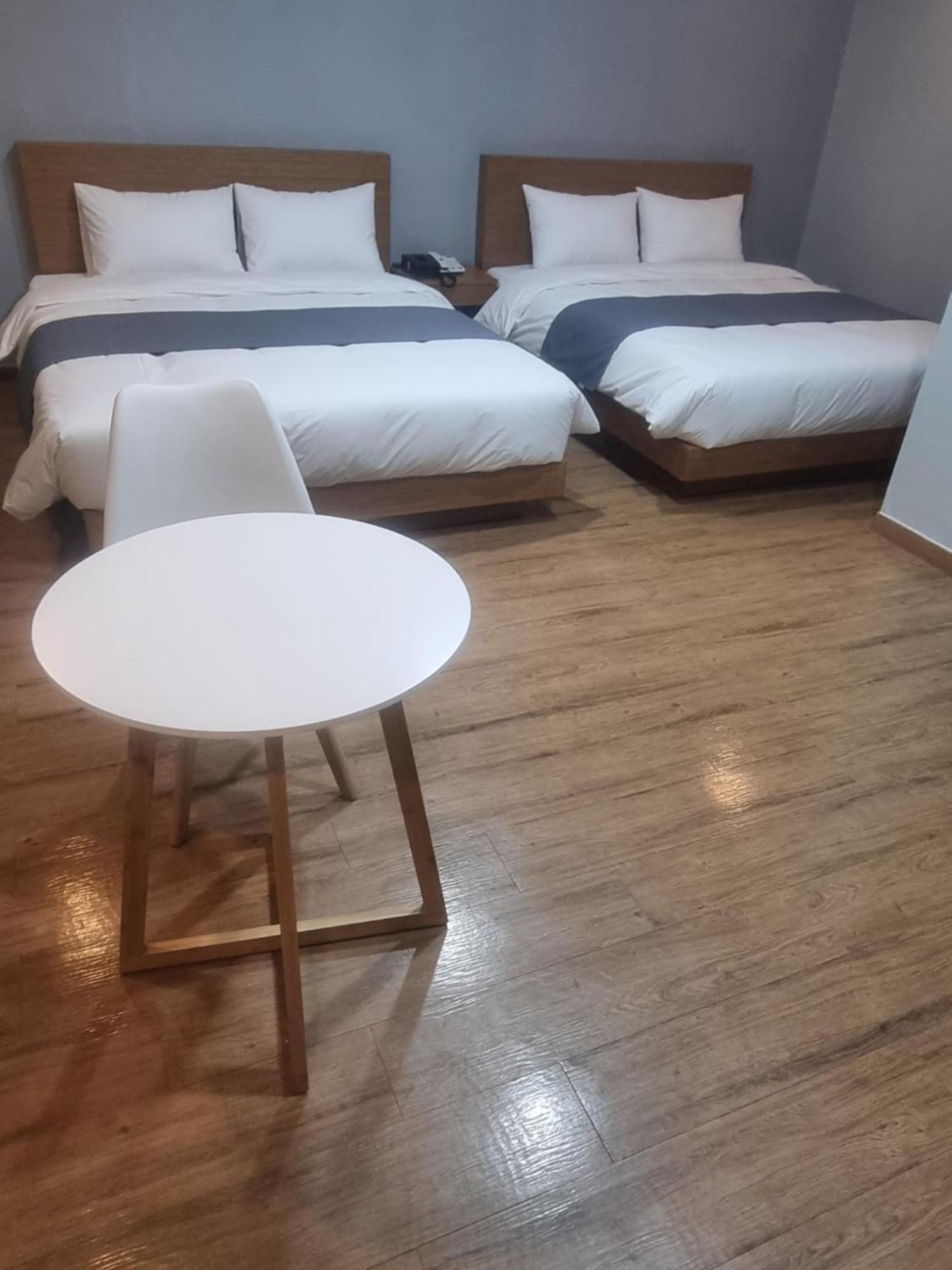 Hotel Noah