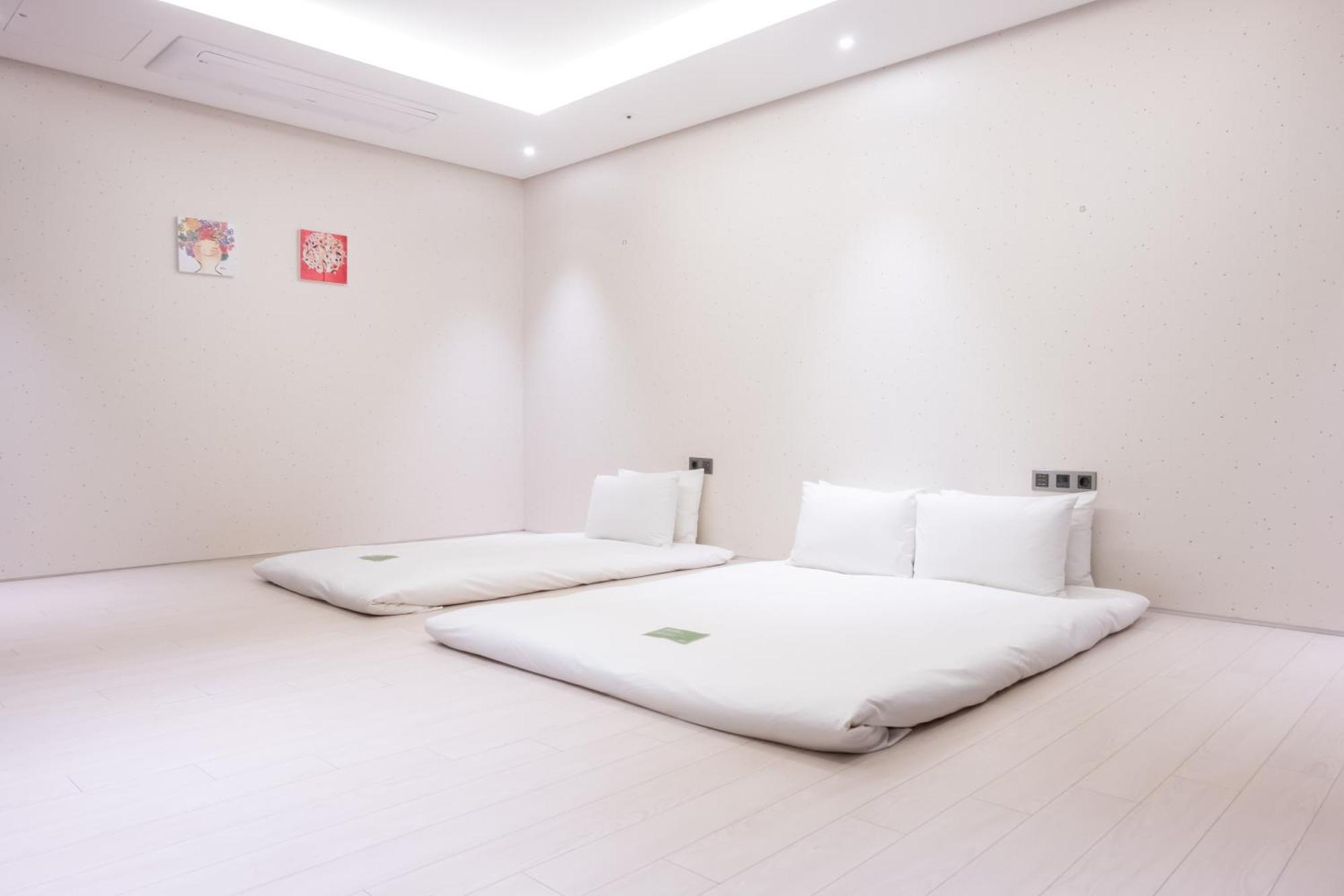 Ag405 Hotel