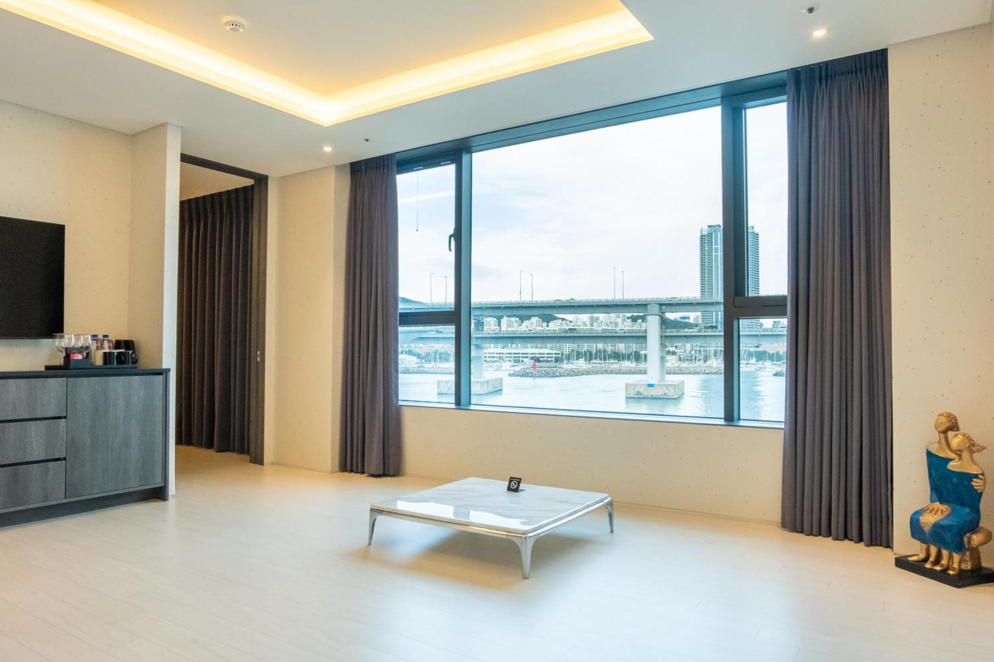Hotel Ag405